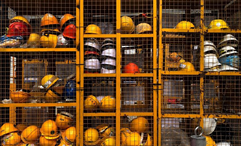 Construction hard hat color meaning